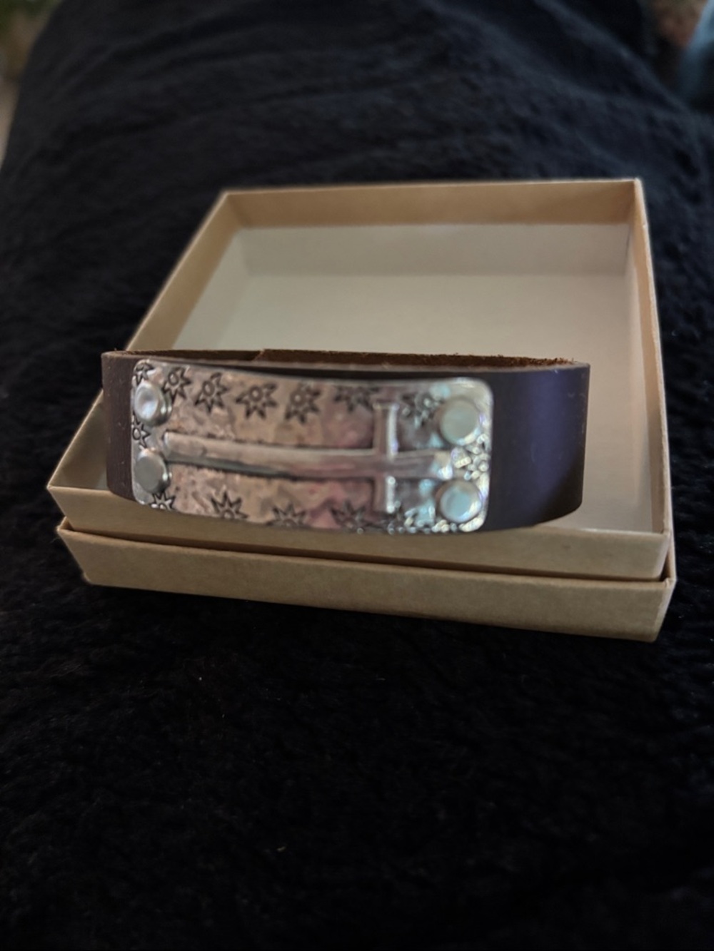 Leather Cuff Bracelet with Silver Plate - Brown